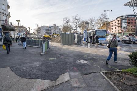 [INFO TRAVAUX] – Déplacement du quai provisoire place de l'Ermitage